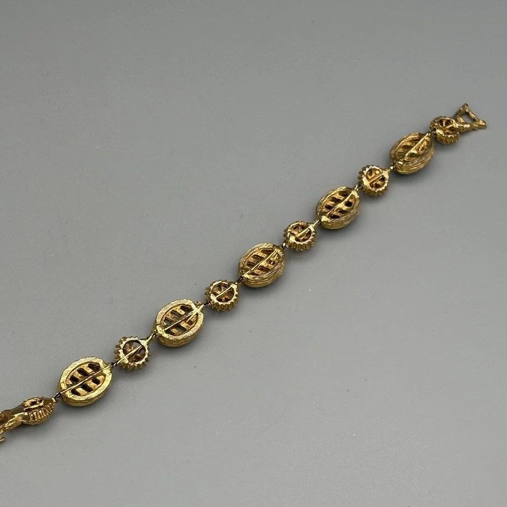 Vintage Renaissance LInk Bracelet Molded Glass Faux Pearl Moroccan